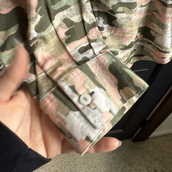 Foxcroft Heritage Non Iron Fitted Button Down Shirt Size 14 Neutral Camo - Picture 4 of 11